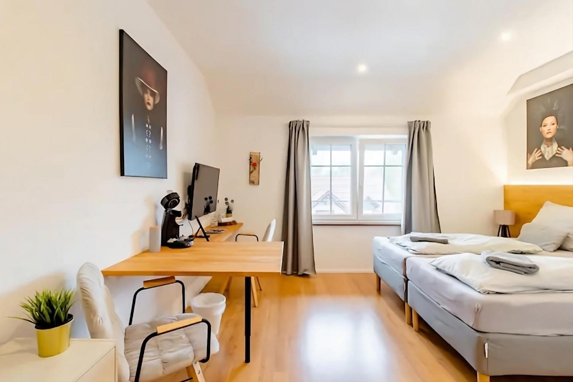 Komfortables Doppelzimmer In Kehl Goldscheuer - 1A Guesthouse Bagian luar foto